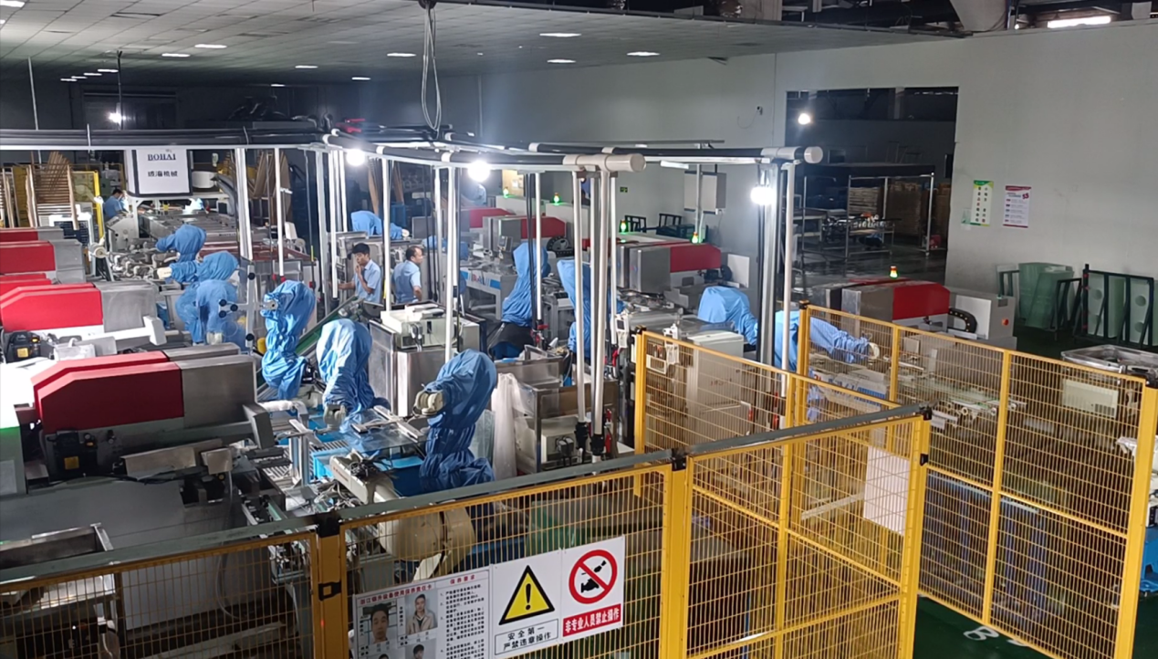 Stove-Glass-Drilling-Machine-with-Robot-1