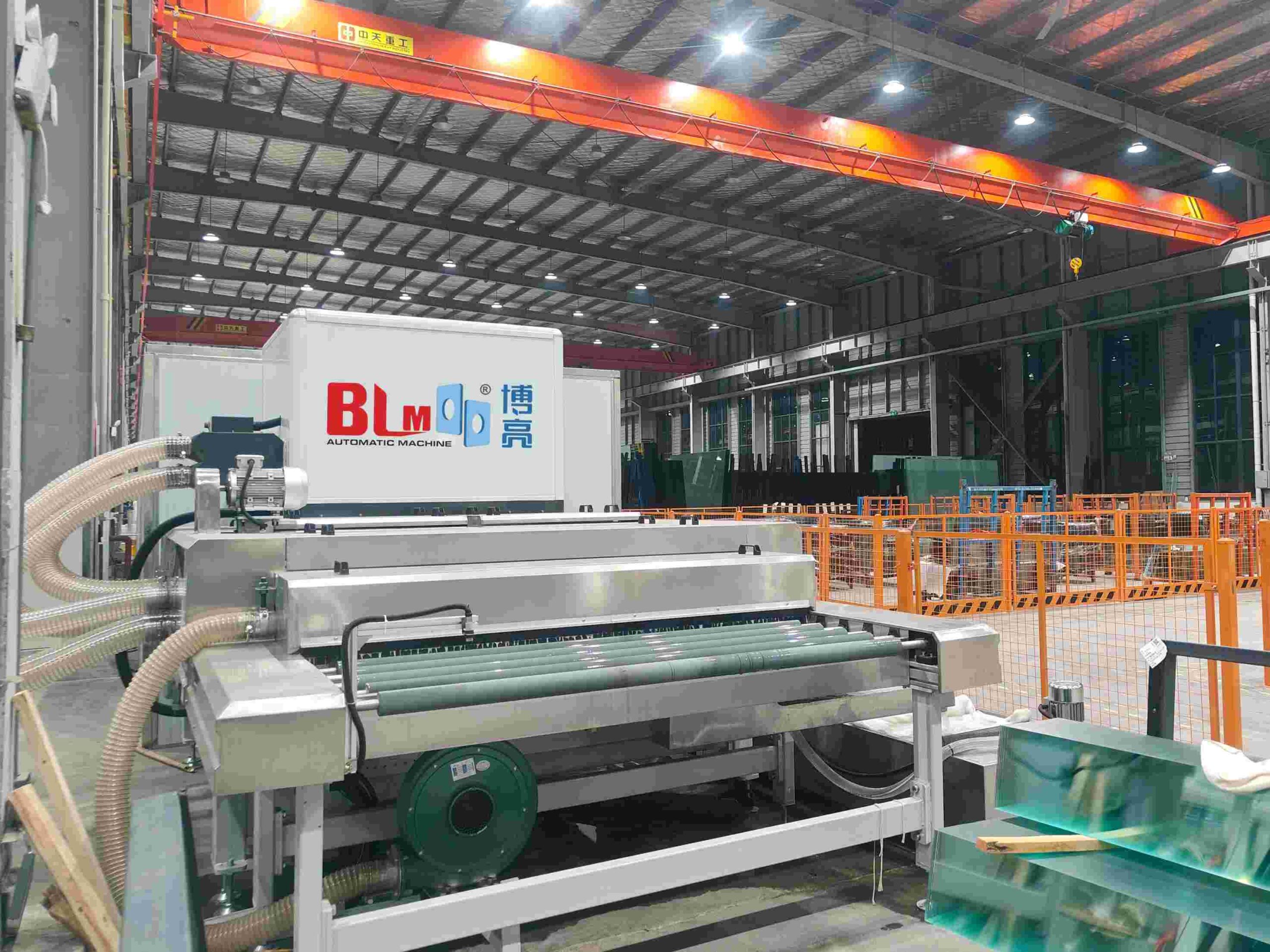 Automatic glass washing machine